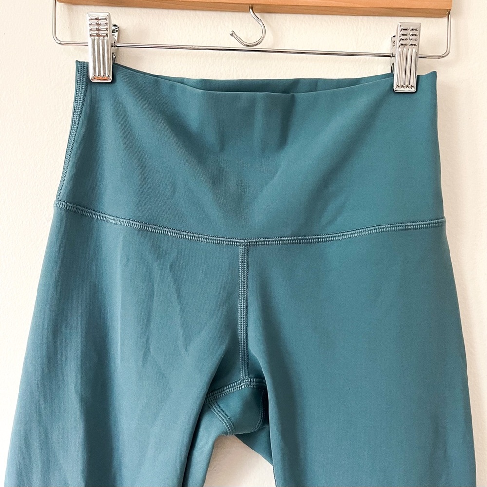 Lululemon Wunder Unders, Persian Blue
